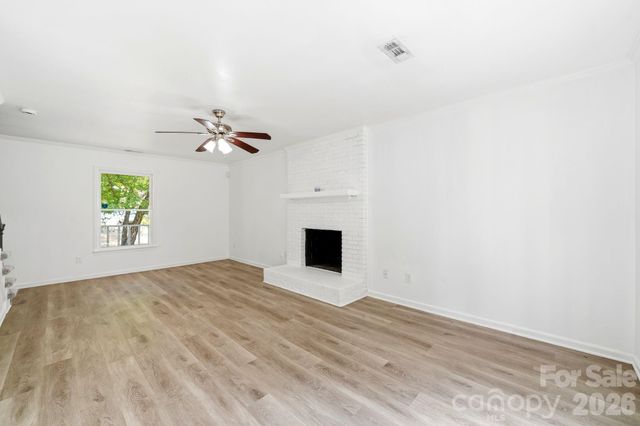 2819 Royal Ridge Lane, Charlotte, NC 28212