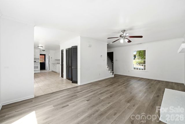 2819 Royal Ridge Lane, Charlotte, NC 28212
