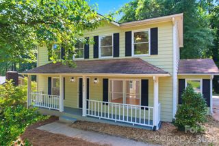 2819 Royal Ridge Lane, Charlotte, NC 28212