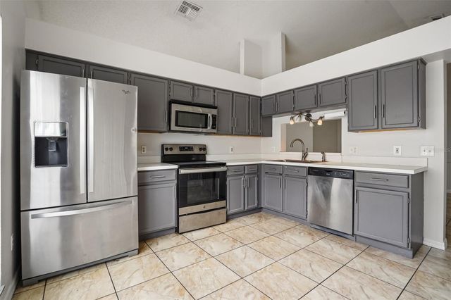 8467 FORT THOMAS WAY, Orlando, FL 32822