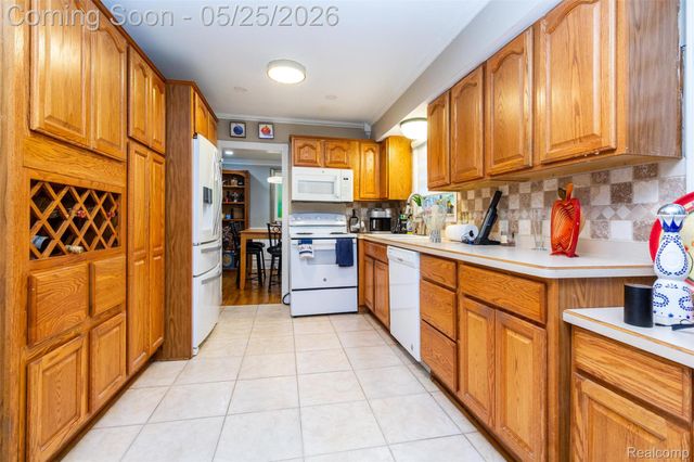 42928 Versailles Road, Canton Charter Township, MI 48187