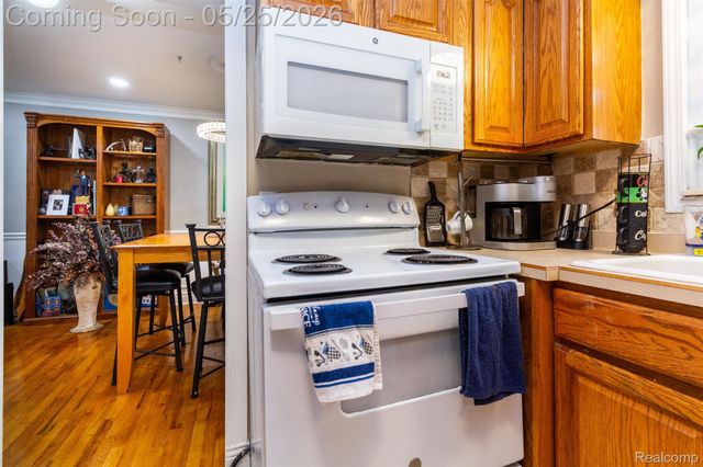 42928 Versailles Road, Canton Charter Township, MI 48187