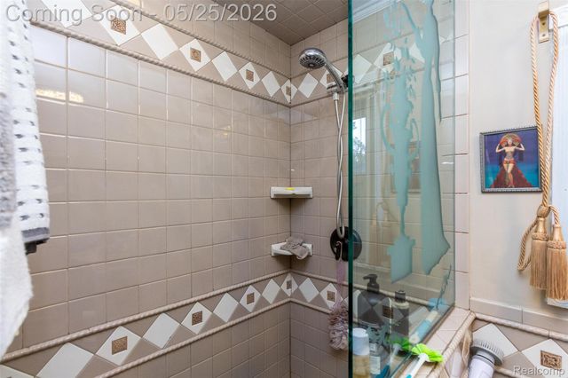 42928 Versailles Road, Canton Charter Township, MI 48187