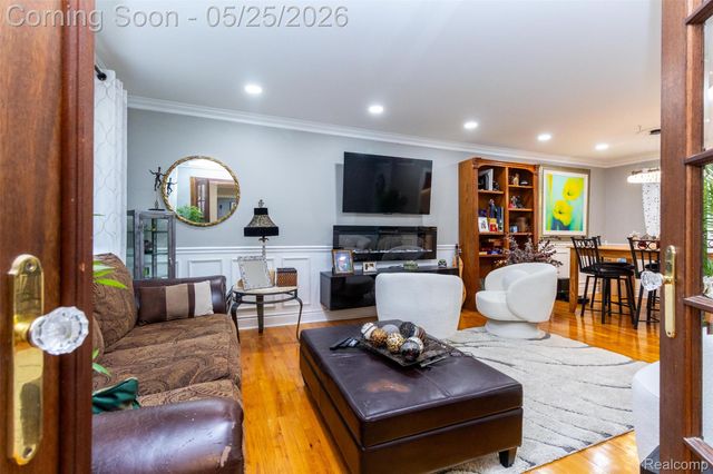 42928 Versailles Road, Canton Charter Township, MI 48187