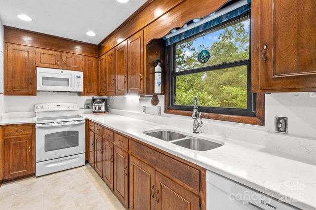 202 Cedarwood Drive, Salisbury, NC 28147