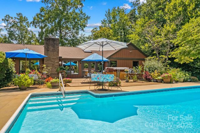 202 Cedarwood Drive, Salisbury, NC 28147