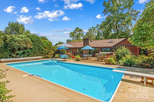 202 Cedarwood Drive, Salisbury, NC 28147