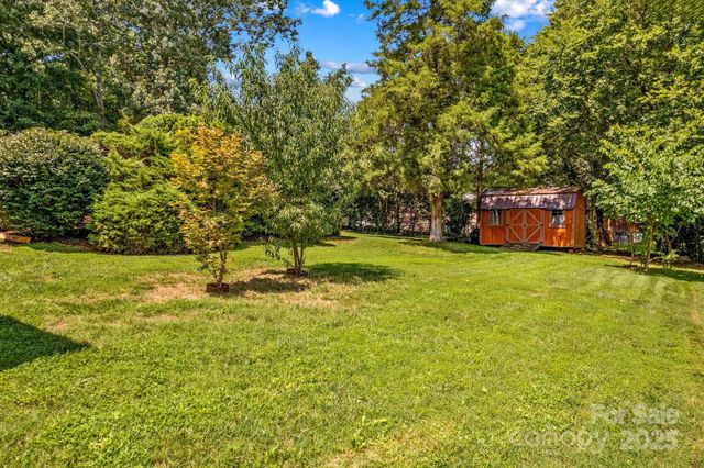 202 Cedarwood Drive, Salisbury, NC 28147