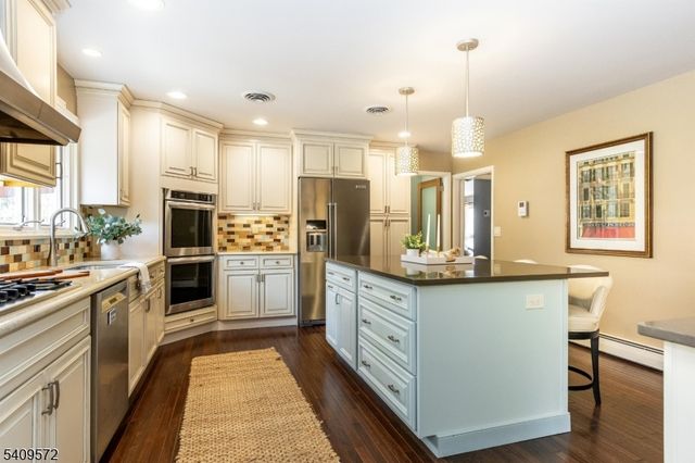 165 N Wyoming Ave, South Orange Village Twp., NJ 07079