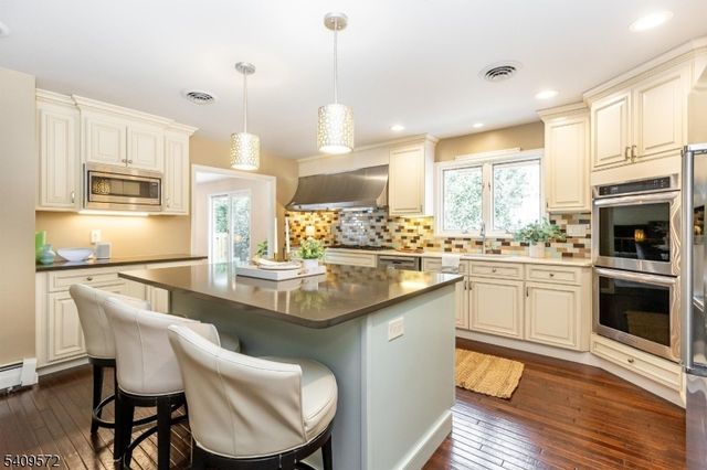 165 N Wyoming Ave, South Orange Village Twp., NJ 07079