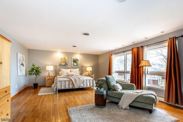 165 N Wyoming Ave, South Orange Village Twp., NJ 07079