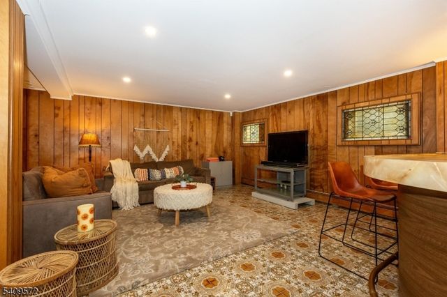 165 N Wyoming Ave, South Orange Village Twp., NJ 07079