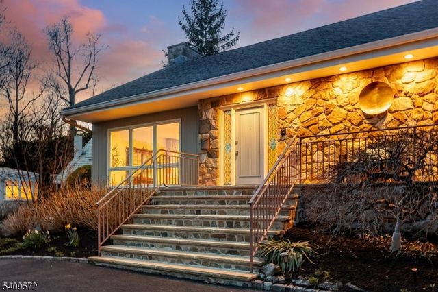 165 N Wyoming Ave, South Orange Village Twp., NJ 07079