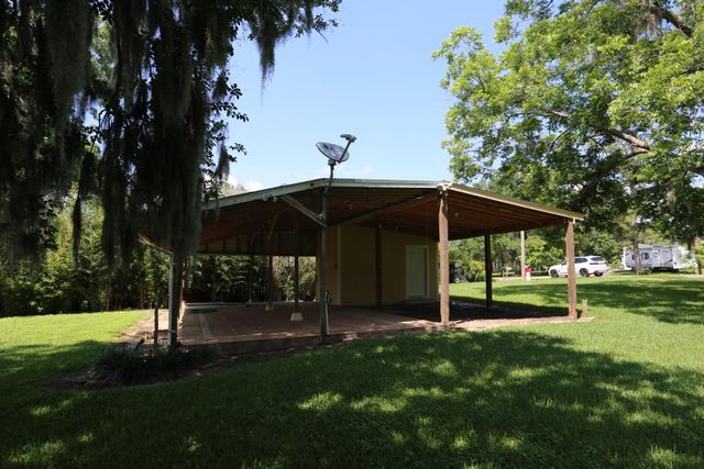 4649 County Road 929c, Brazoria, TX 77422