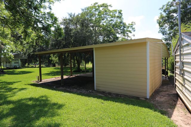 4649 County Road 929c, Brazoria, TX 77422