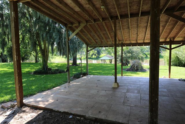 4649 County Road 929c, Brazoria, TX 77422