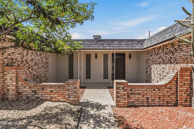7008 ENID Court, El Paso, TX 79912