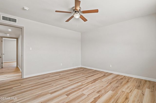 7008 ENID Court, El Paso, TX 79912