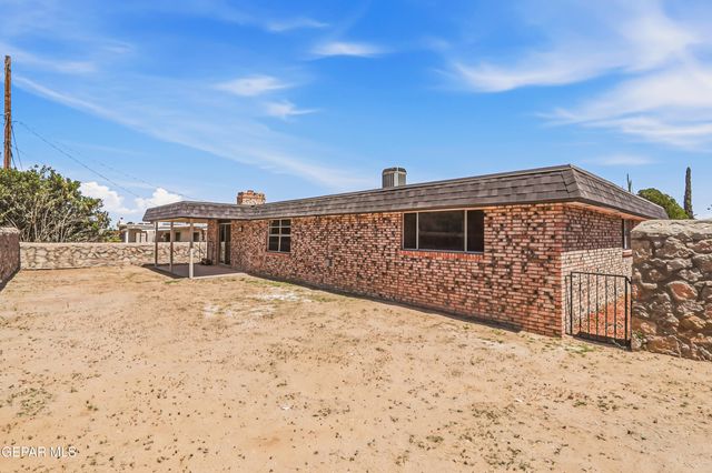 7008 ENID Court, El Paso, TX 79912