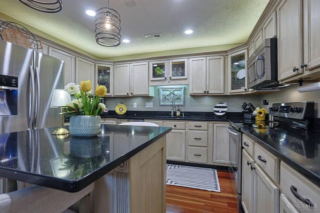 8033 Pinnacle Point Drive, West Chester, OH 45069