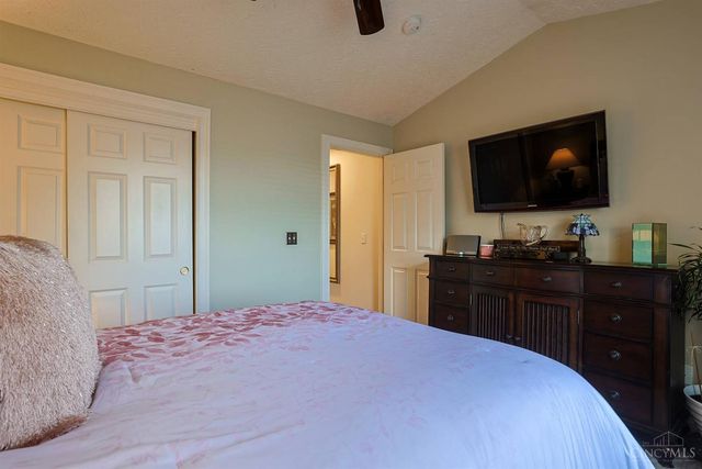 8033 Pinnacle Point Drive, West Chester, OH 45069