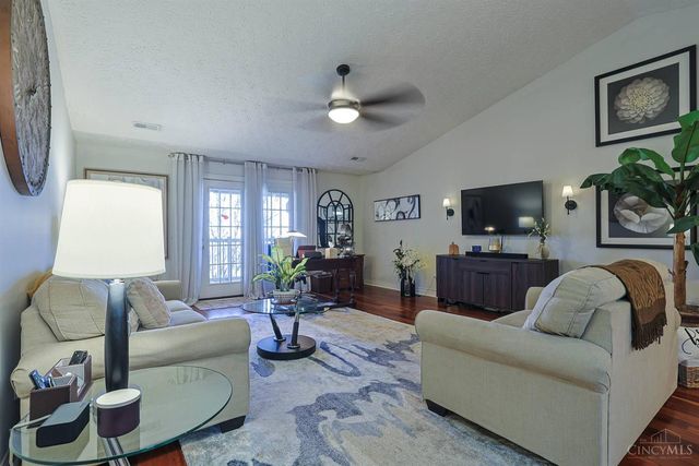 8033 Pinnacle Point Drive, West Chester, OH 45069