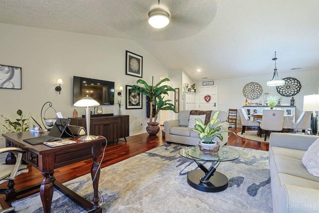 8033 Pinnacle Point Drive, West Chester, OH 45069