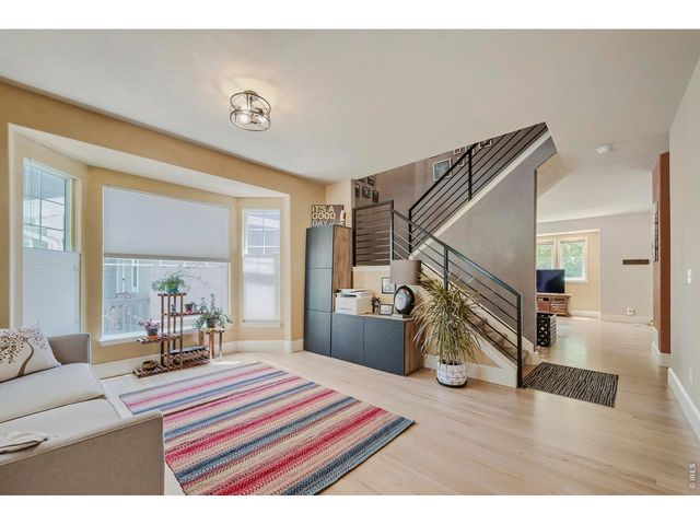 3921 Florentine Dr, Longmont, CO 80503