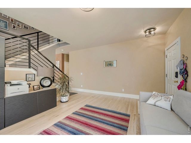 3921 Florentine Dr, Longmont, CO 80503