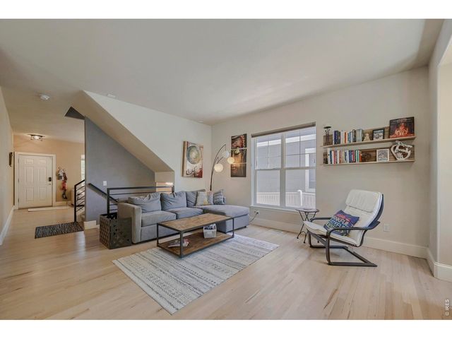 3921 Florentine Dr, Longmont, CO 80503