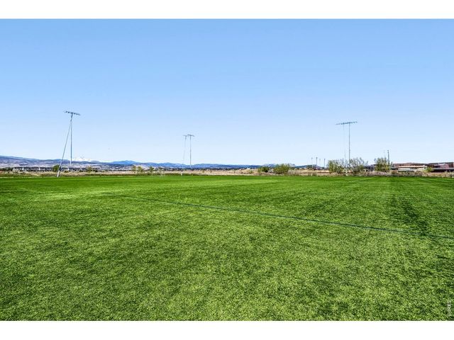 3921 Florentine Dr, Longmont, CO 80503