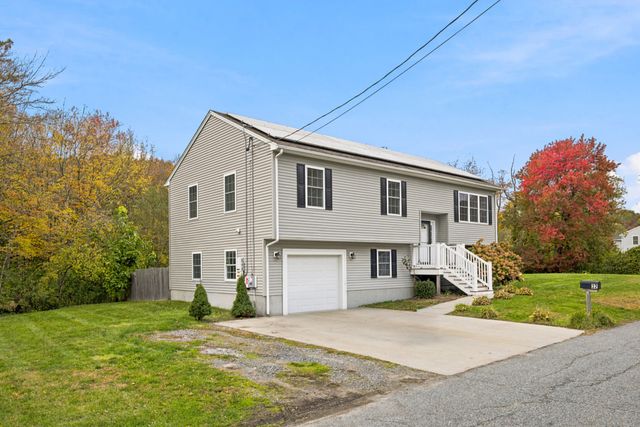 32 Arcadia Road, Swansea, MA 02777