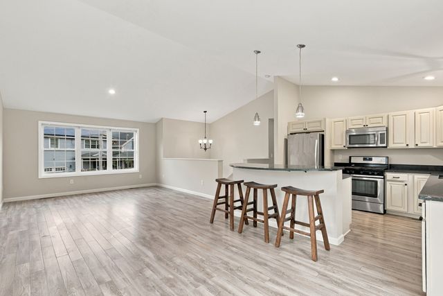32 Arcadia Road, Swansea, MA 02777