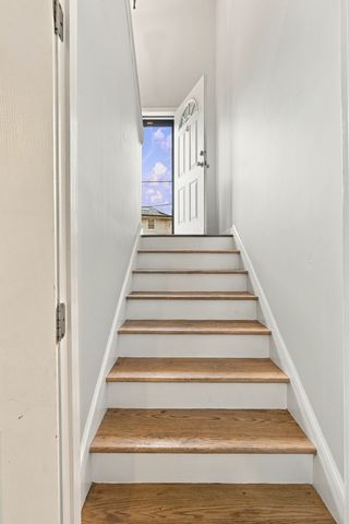 32 Arcadia Road, Swansea, MA 02777