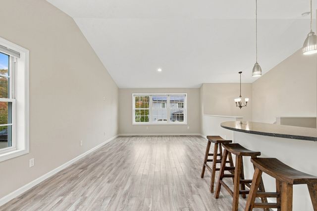32 Arcadia Road, Swansea, MA 02777