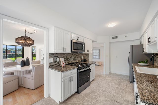 1401 S Ocean Boulevard 1010, Boca Raton, FL 33432