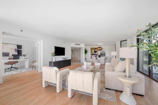 1401 S Ocean Boulevard 1010, Boca Raton, FL 33432