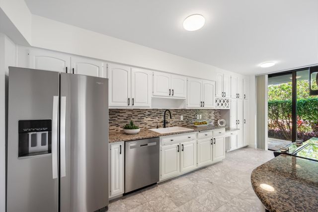 1401 S Ocean Boulevard 1010, Boca Raton, FL 33432