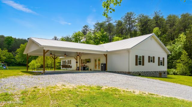 1750 Kerr Rd, Sevierville, TN 37876