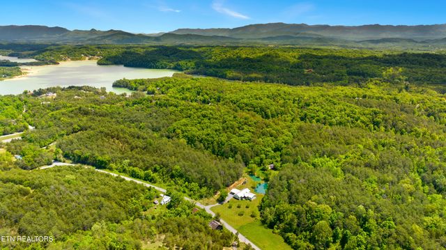 1750 Kerr Rd, Sevierville, TN 37876