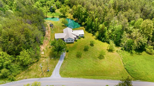 1750 Kerr Rd, Sevierville, TN 37876