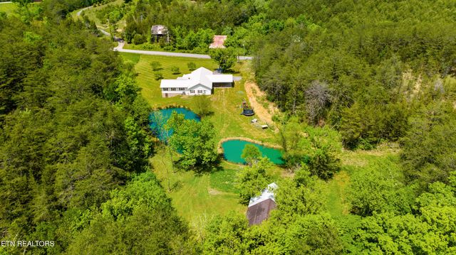 1750 Kerr Rd, Sevierville, TN 37876