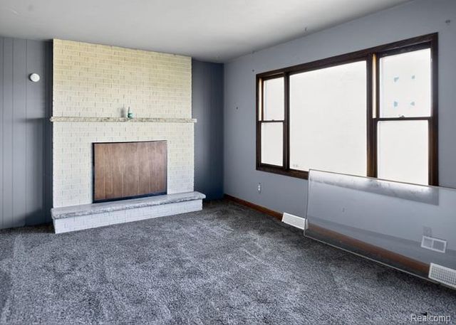 300 S Heritier Road, Kawkawlin Township, MI 48634