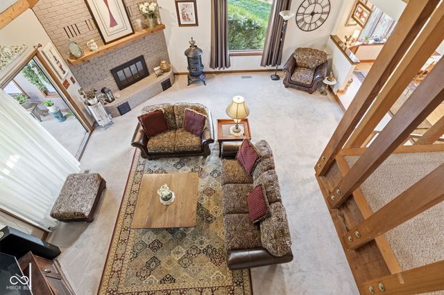 6642 W Sweet Creek Drive, New Palestine, IN 46163