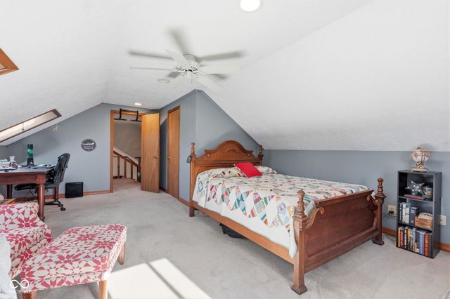 6642 W Sweet Creek Drive, New Palestine, IN 46163