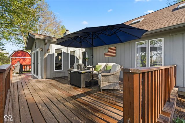6642 W Sweet Creek Drive, New Palestine, IN 46163