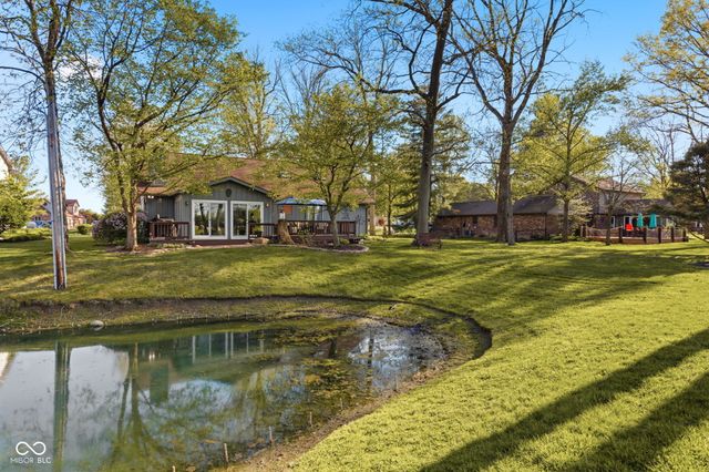 6642 W Sweet Creek Drive, New Palestine, IN 46163
