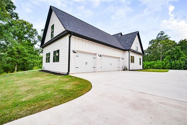 61 Peninsula Drive, Monticello, GA 31064