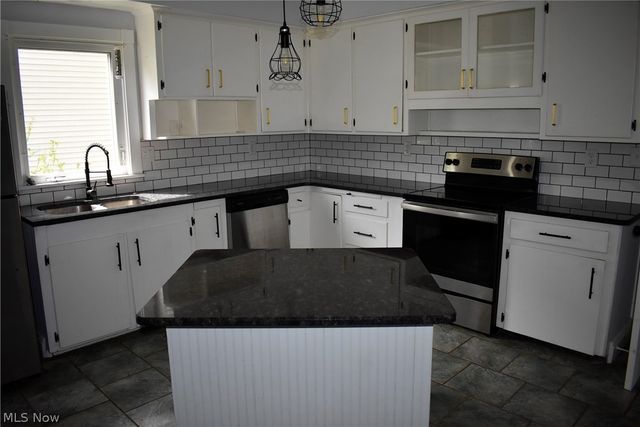 246 E 7th Street, Salem, OH 44460