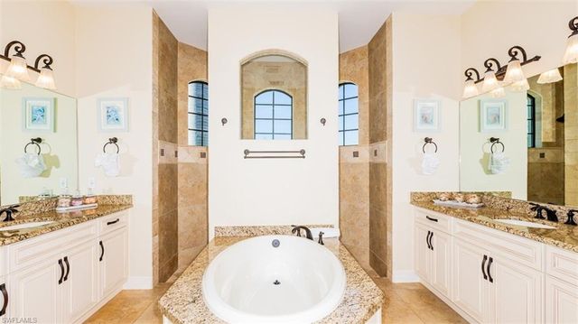 35 Covewood CT, Marco Island, FL 34145